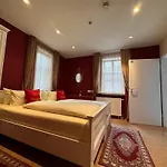 Hotel & Cafe Schachtenburg 3*