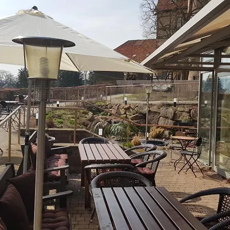 Hotel & Cafe Schachtenburg 3*