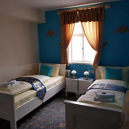 Hotel & Cafe Schachtenburg 3*