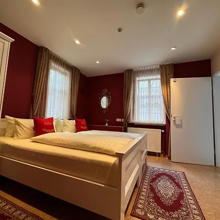 Hotel & Cafe Schachtenburg 3*