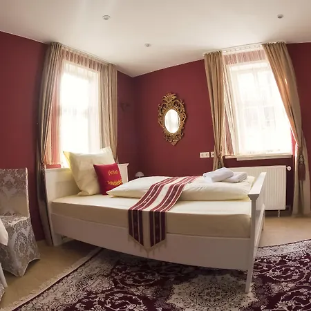 Hotel & Cafe Schachtenburg