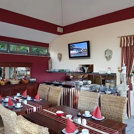 & Cafe Schachtenburg シュリッツ