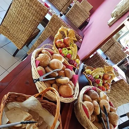 ホテル & Cafe Schachtenburg 3*