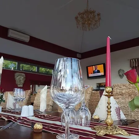 Hotel & Cafe Schachtenburg 3*