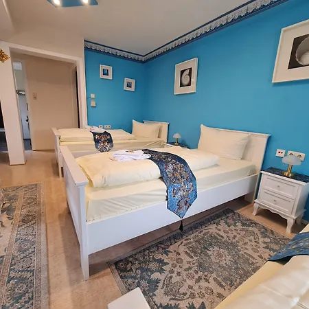 ホテル & Cafe Schachtenburg 3*