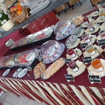 Hotel & Cafe Schachtenburg 3*