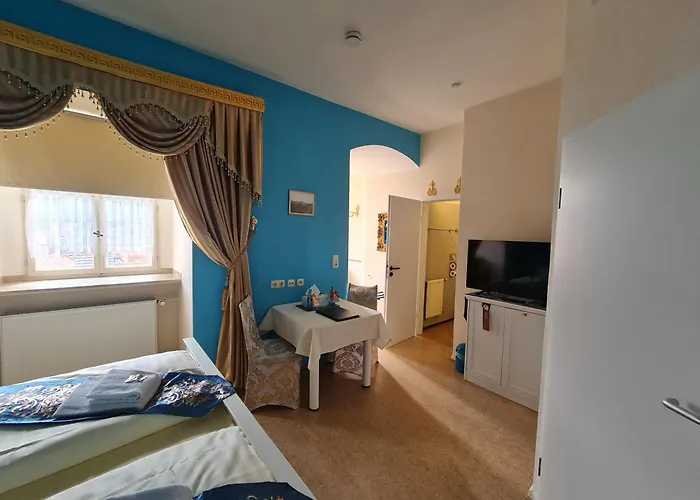 Szálloda & Cafe Schachtenburg