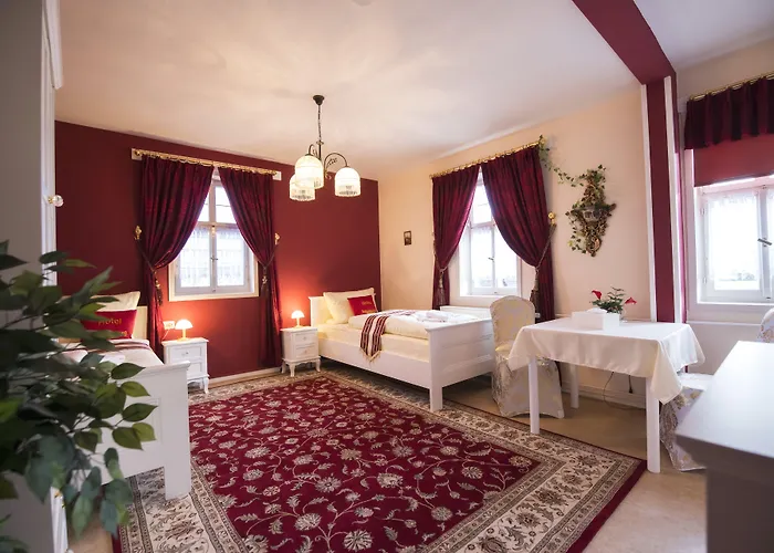 Szálloda & Cafe Schachtenburg