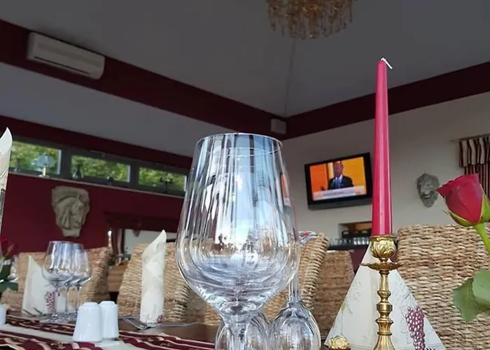 Szálloda & Cafe Schachtenburg 3*